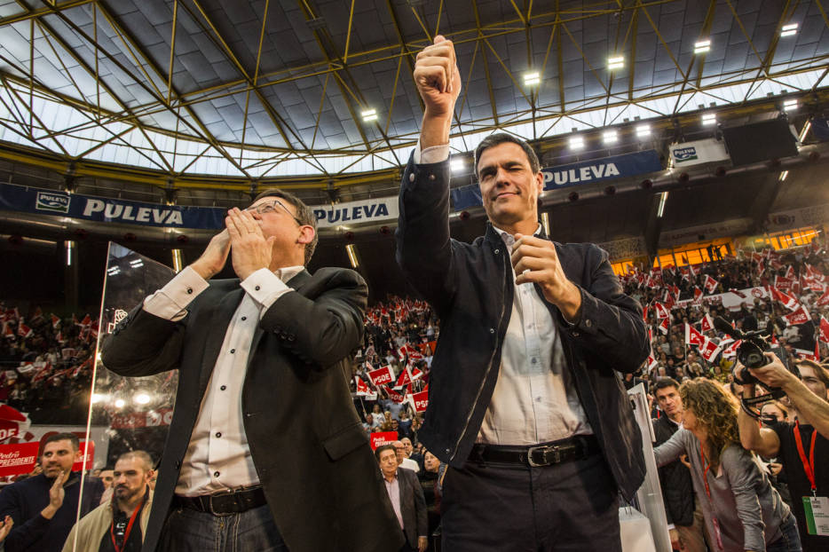 13-12-2015  Pedro Sanchez y Ximo Puig en el  mitín central PSPV durante la campaña para las elecciones generales  en la Fonteta