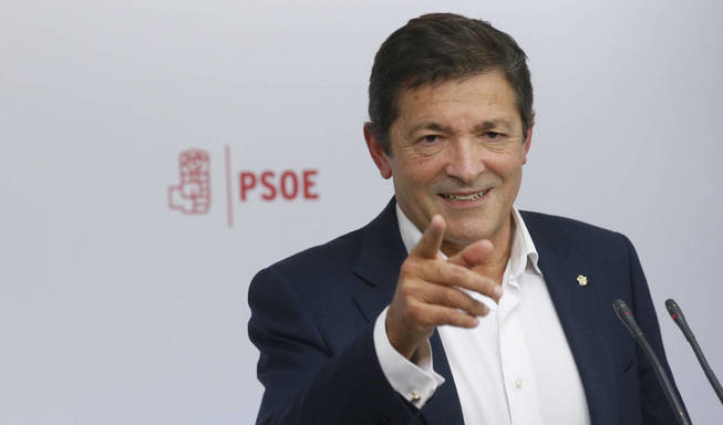Javier Fernández, presidente de la Gestora del PSOE. EFE