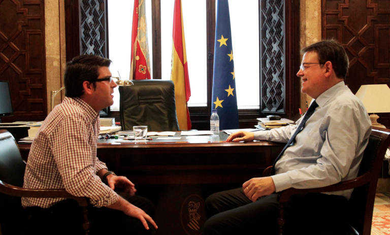 El presidente de la Diputación, Jorge Rodríguez, con Ximo Puig en su despacho