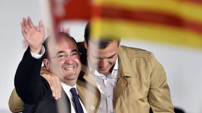 Miquel Iceta y Pedro Sánchez en un acto de campaña. Foto: EFE
