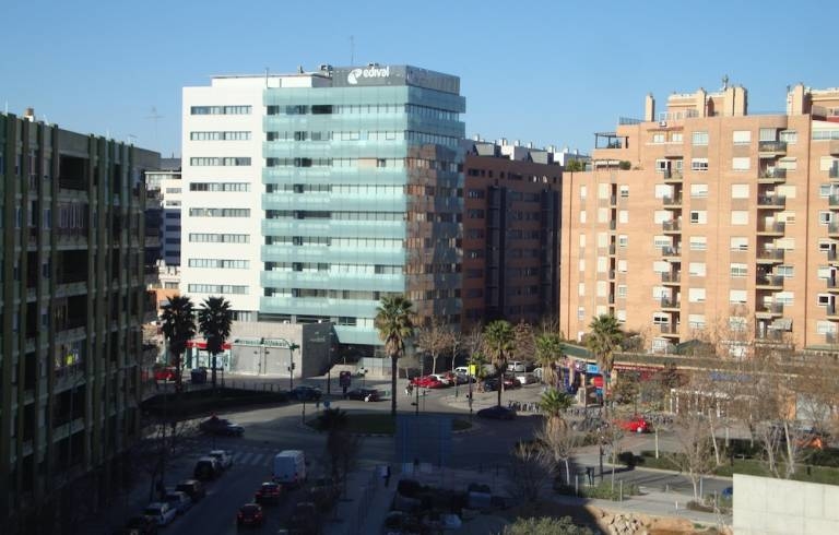 Vista del edificio de Edival en la Avenida Alfahuir