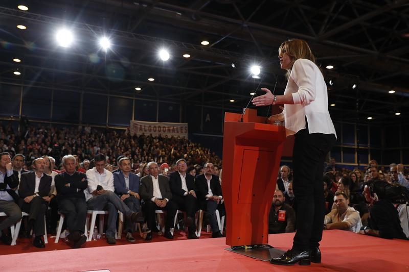 La presidenta andaluza, Susana Díaz, durante su intervención ante unas 9.000 personas. Foto: EFE