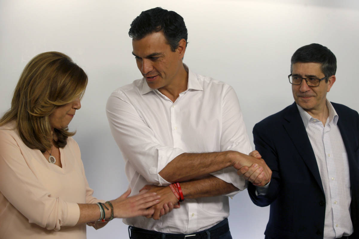 Susana Díaz, Pedro Sánchez y Patxi López la noche de las primarias. Foto: EFE
