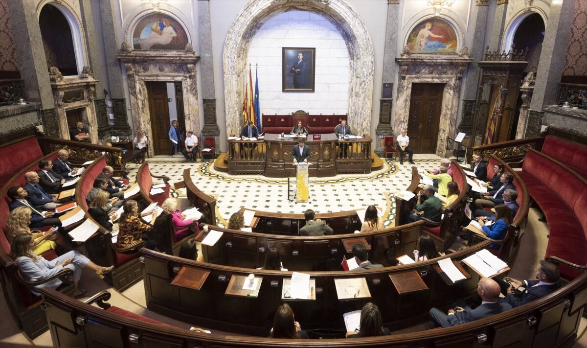 Pleno del Ayuntamiento de València. Foto: EP/José Jordan